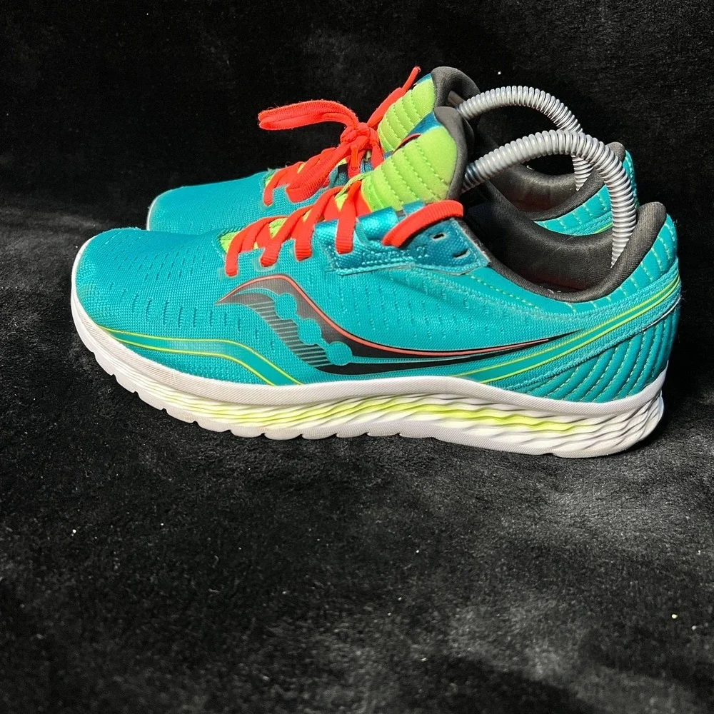 Saucony Kinvara 11 S10551-10 Womens 8.5 Athletic Running Shoes Aqua Blue Sneaker